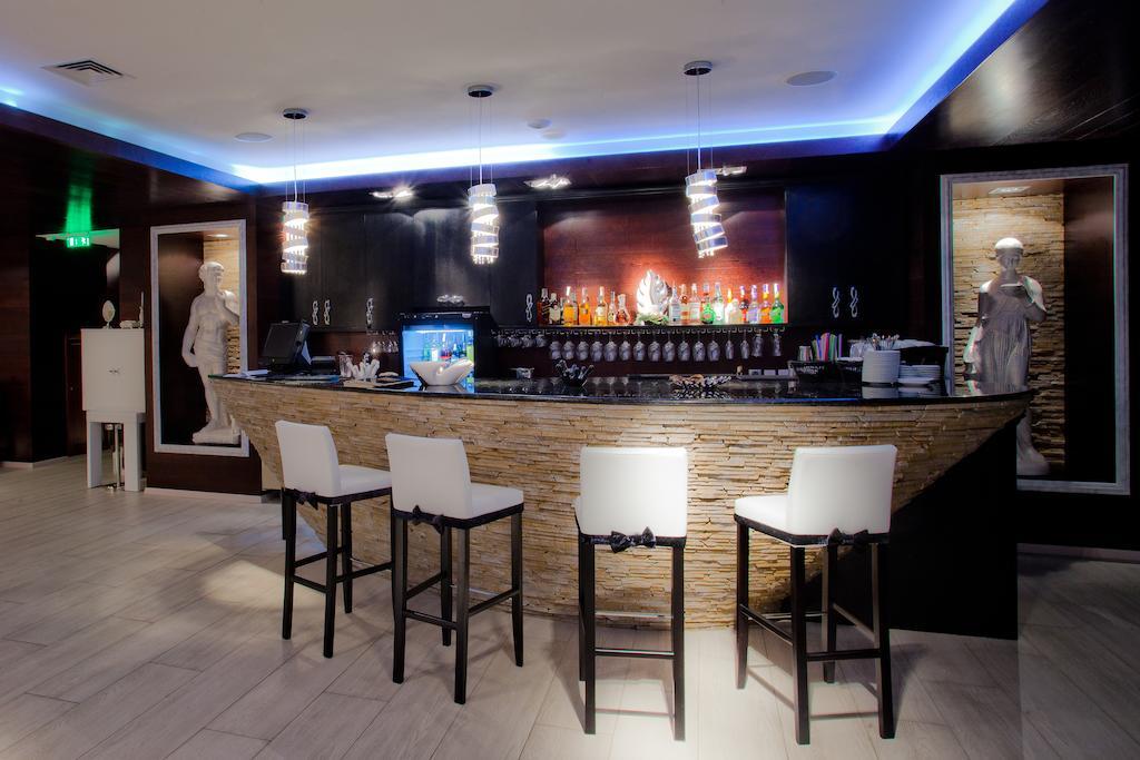 Orly Park-Hotel Kyiv Exterior photo