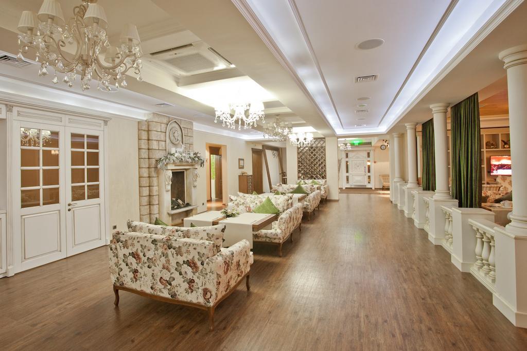 Orly Park-Hotel Kyiv Exterior photo